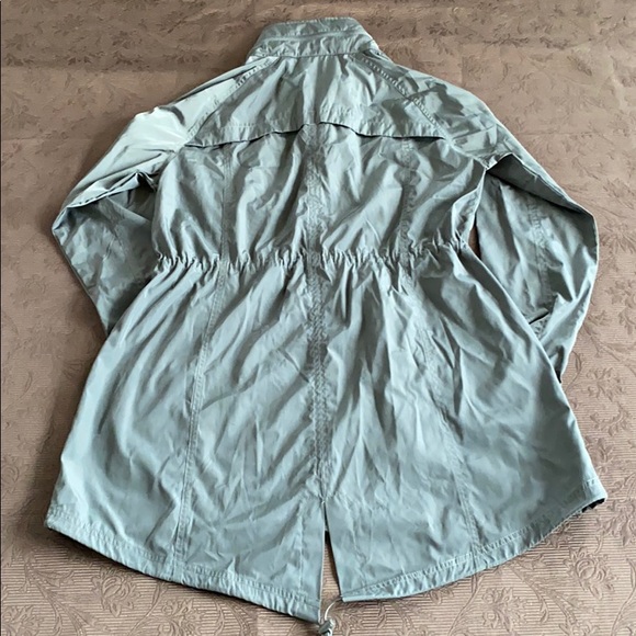 Olive green parka - Picture 2 of 4